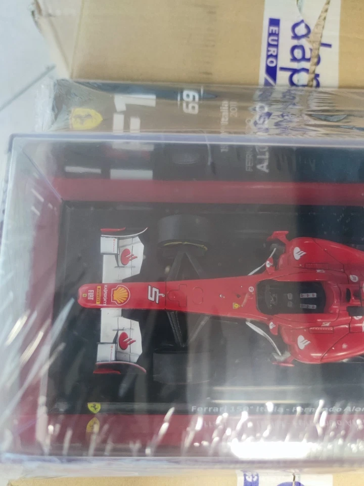 1:24 Ferrari F150 - Fernando Alonso - 2011 150° Unità D'Italia - Con Vetrina - Immagine 2 di 4