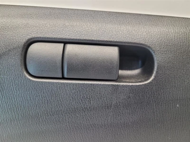 GUANTERA MAZDA MX5 2013 14 15 2016  Foto 3 de 4