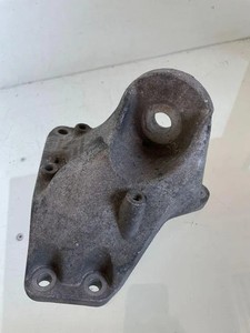 AUDI A6 4A2, C8 Getriebehalter 4F0399113B 3.00 Diesel 2005 33210847