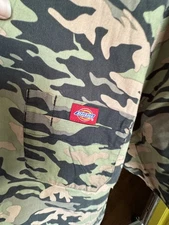 Womens Scrub Top Size L Fatigue Pattern Brand: Dickies 