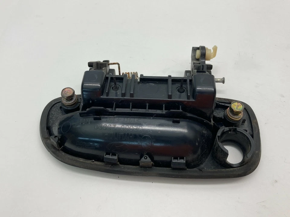 Maçaneta externa dianteira direita para passageiros Hyundai Accent 2000-2005 82660-25000 - Imagem 4 de 4