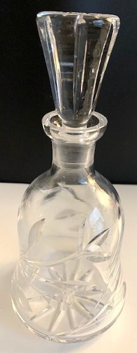 Vintage Hand-Cut Crystal DECANTER w/Floral Etchings -9.5" Tall, 4" Base Diameter - Picture 3 of 7