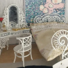 2PC 1/12 Scale Doll House Miniatures Furniture Dressing Table Chair Set Bedroom