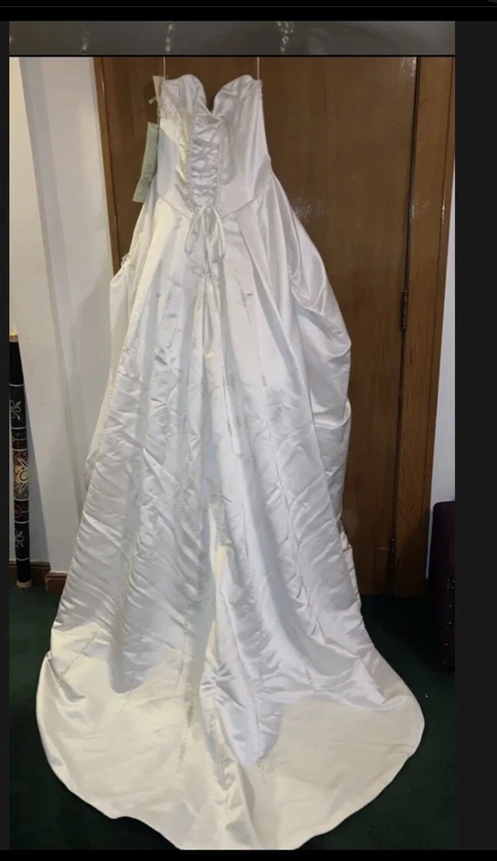 Hermoso vestido de novia nuevo de MAGGIE SOTTERO. Nuevo Con Etiquetas TALLA 14 Foto 3 de 4