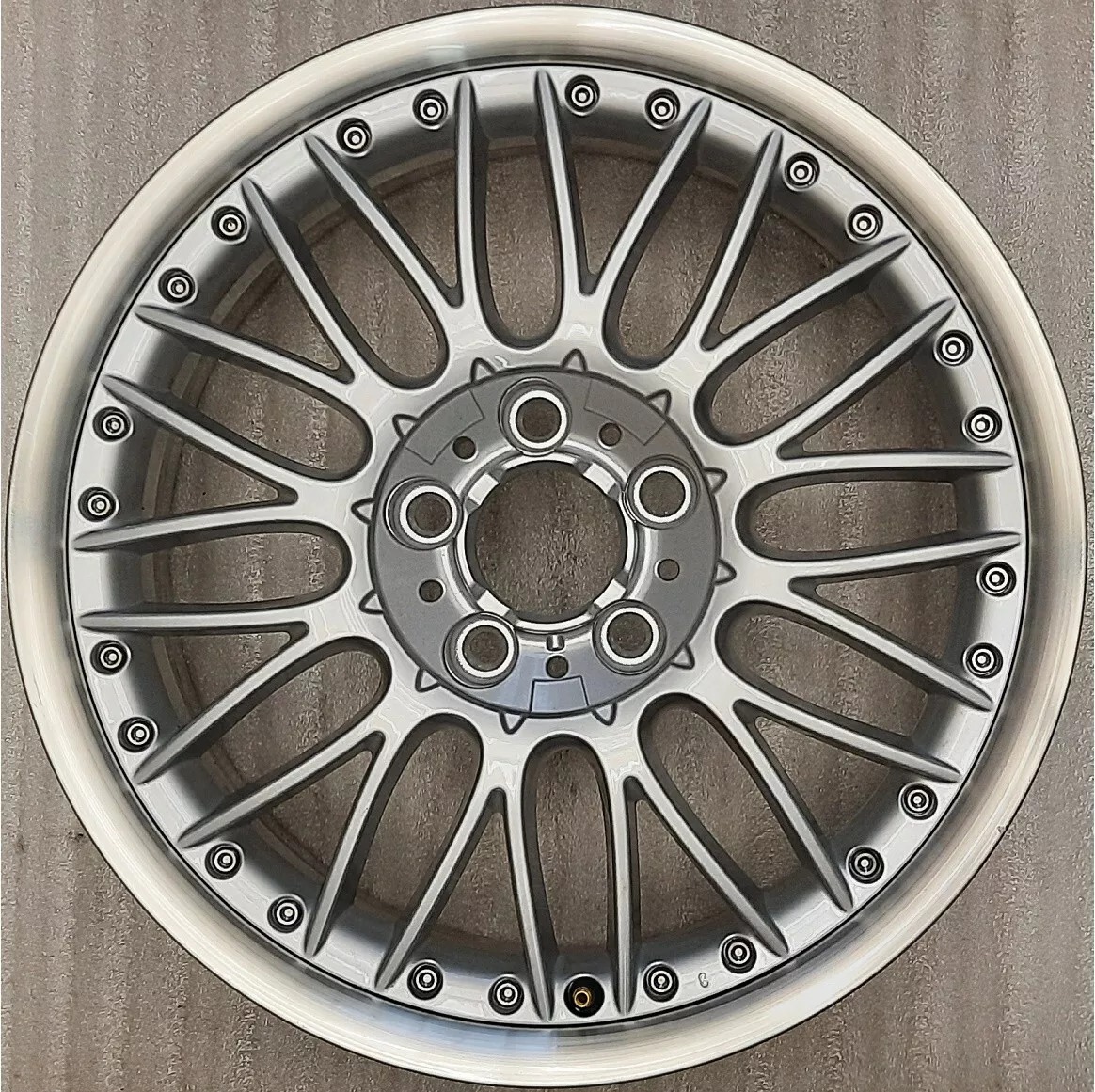 original BMW 3er E46 Alufelge M Kreuzspeiche 101 8x18 ET47 BBS 