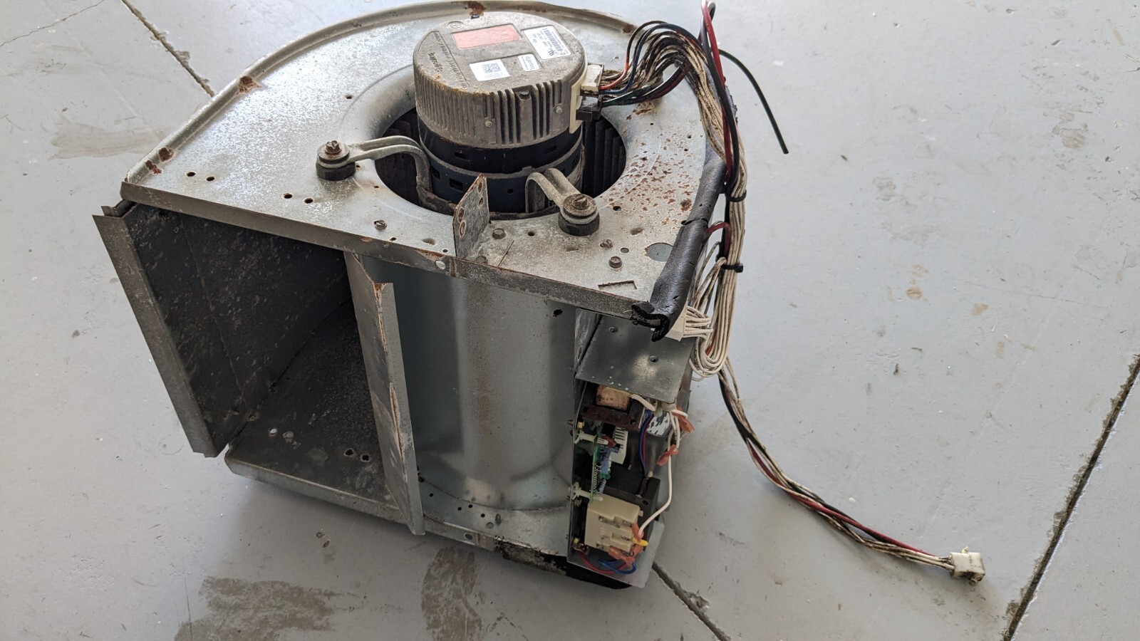 trane air handler blower motor assembly with ECM motor under 2 years
