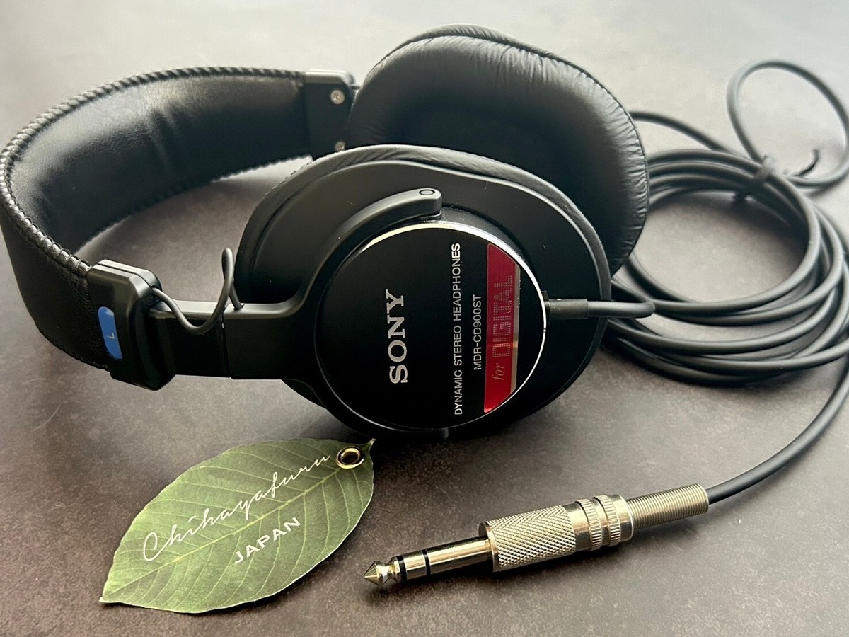 MINT】 SONY MDR-CD900ST Stereo Headphones Professionals MINT】 SONY MDR-CD900ST Stereo Headphones Professionals