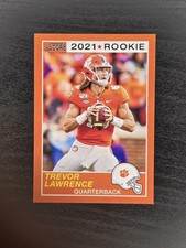 2021 Panini Chronicles Draft Picks - Score Retro Trevor Lawrence #58 Orange (RC)