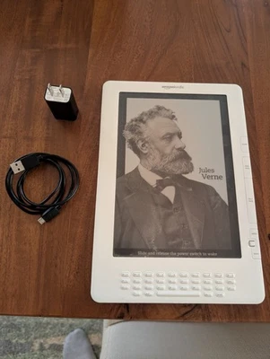 Amazon Kindle DX (2nd Generation) 4 GB eBook Readers for sale | eBay