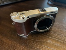 Samsung NX300 Mirrorless Digital Camera (Body Only) READ! Works