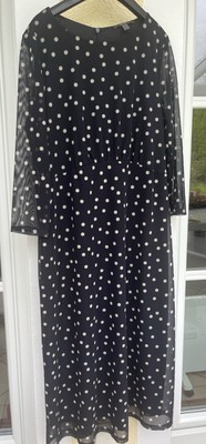Kleid Mesch schwarz m. weisse Tupfen, gefüttert Gr.L-Esprit-Top Zustand