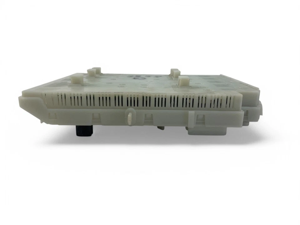 Modulo scatola fusibili VOLVO S60 II 31384931AB 29924207 - Immagine 3 di 4