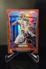 MIKE EVANS 🔥 SP 2015 Panini Prizm Red Prizm Holo Color Match Variation No. 195