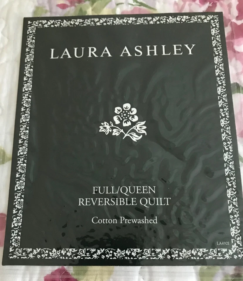 Романтический цветочный Laura Ashley «Лидия» 3 изделия двусторонний лоскутное одеяло комплект (полный/королева)  - Изображение 3 из 4