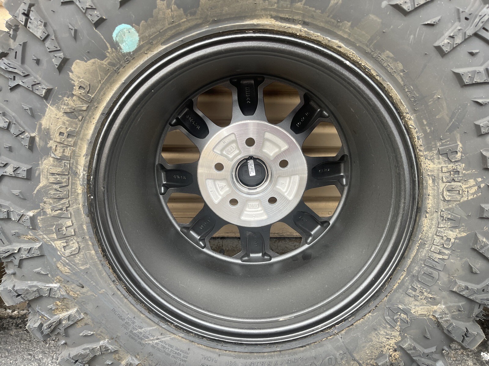 42024 POLARIS XPEDITION WHEEL / TIRES 30X10x15 30x11x15 PRO ARMOR