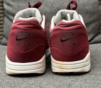 Vintage 2011 Nike Air Max 1  display picture 2