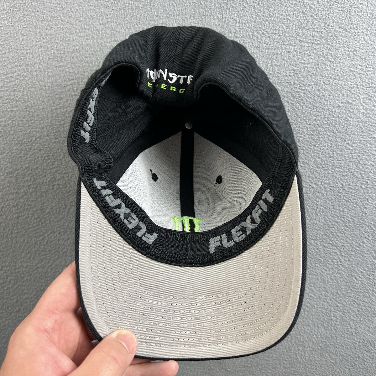 【YEGG】25SS★ Logo Cap Monster Energy Drink Hat L/XL Flexfit Hat Embroidered Black