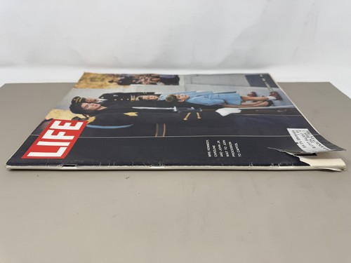 Lot of 2 Life Magazines - JFK John F Kennedy Assassination Nov 29+Dec 6, 1963 - Picture 6 of 24