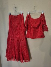 African Red Lace Long Skirt top.Size Small,Condition Is Very Good.