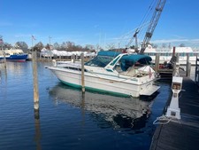 Sea Ray Sundancer 340 very clean & ready to go. Trailer included
