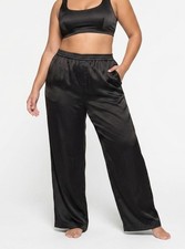 NWT SKIMS Lightweight Satin Straight Leg Pant...