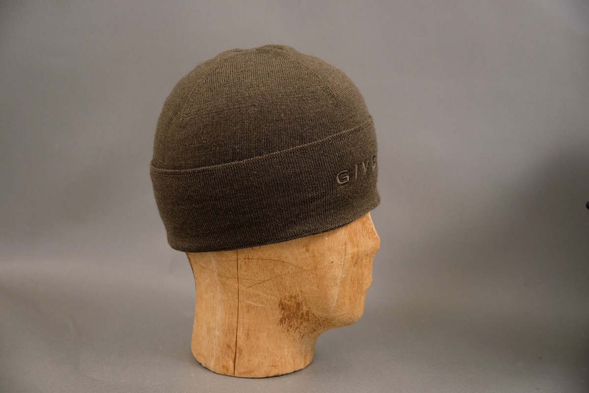 GIVENCHY Paris Ribbed Knit Beanie 100% Wool - Dark Olive 
