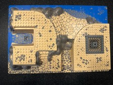 **Cracked **LEGO World City: Coast Watch Hq 7047 LEGO 44510 3D RAISED BASE PLATE