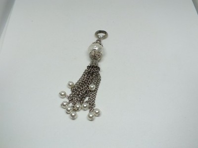 Beautiful Pendant Silver Tone White Beads Chains 4'' Long NICE