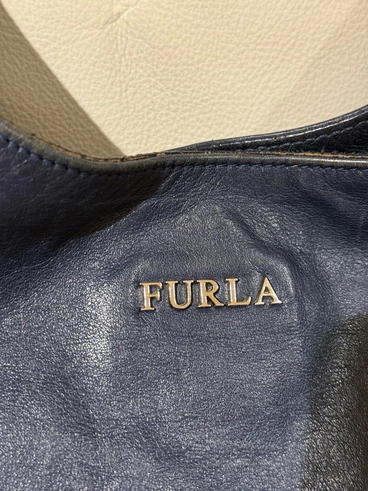 Bolso de Hombro Furla Cuero Genuino Azul Marino - Hecho en Italia Foto 2 de 4