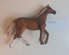 Verschiedene Schleich Pferde und Figuren