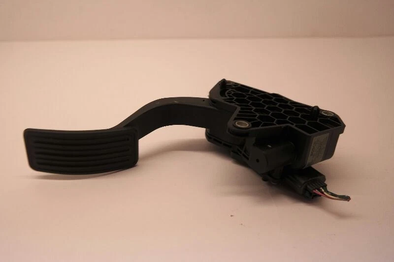 2007 NISSAN ALTIMA ПЕДАЛЬ ГАЗОВОГО АКСЕЛЕРАТОРА - Изображение 2 из 4