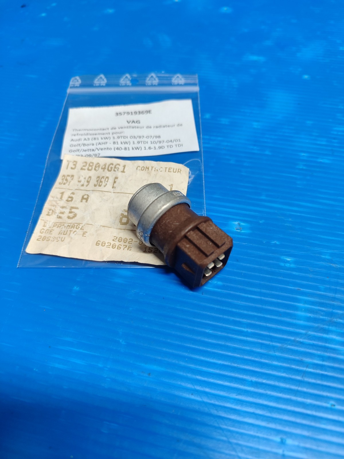 Thermocontact de ventilateur à double déclenchement thermique pour Audi A3 et Passat
