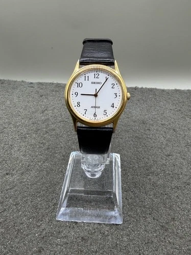 Vintage Seiko Avenue Model 7N01-6490 R1