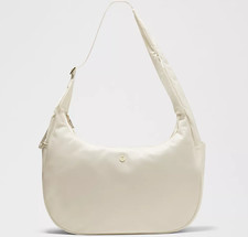 New w/tag Lululemon City Essentials Oversized Shoulder Bag 18L Light Ivory/Gold