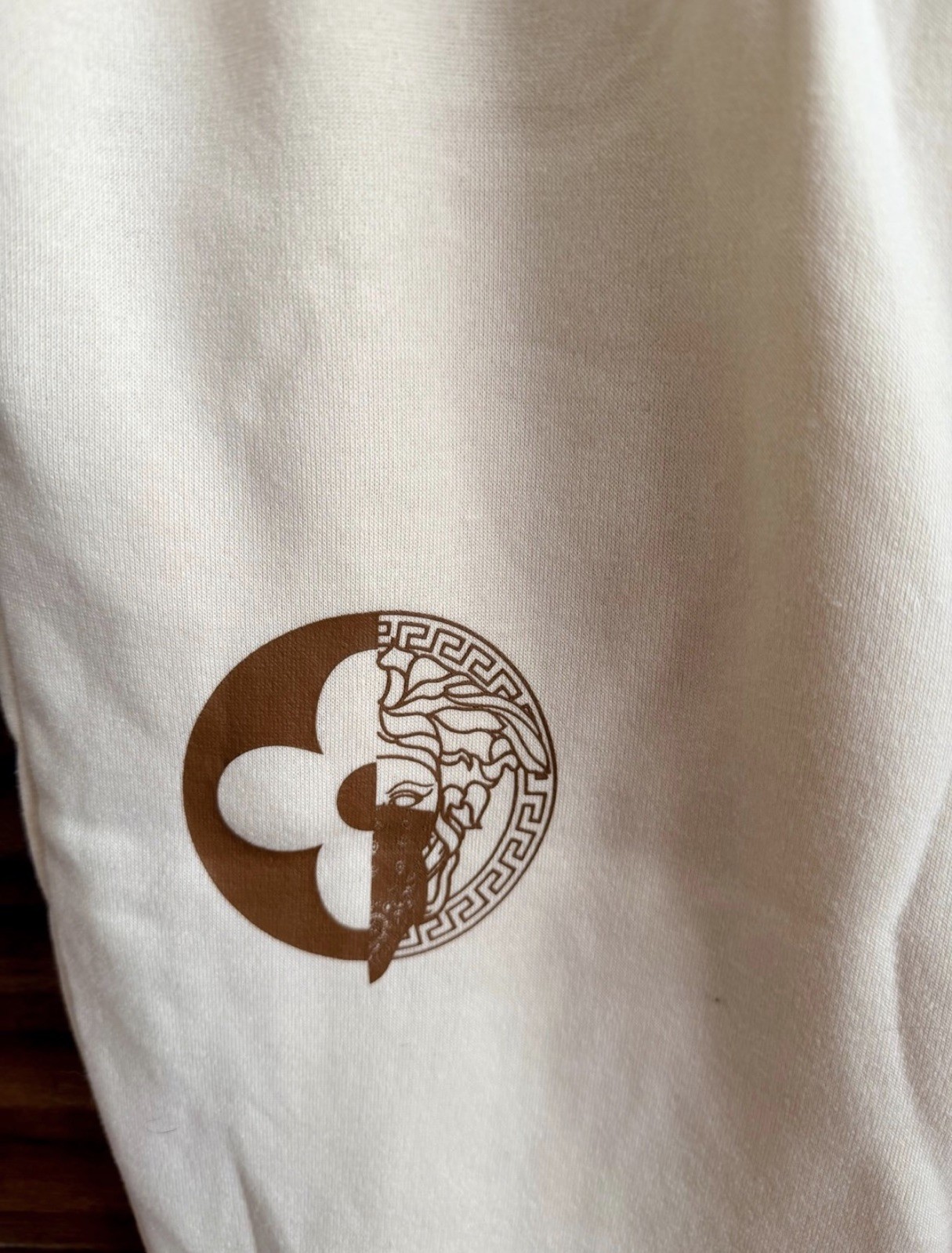 Crooks & Castles XL Jogger Men's Sweat Pants Raised Fleece cream color thumbnail 3