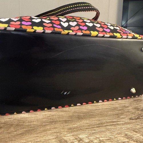 Bolso de Mano Ligero Roxy Quicksilver Estampado Corazón Negro y Rosa - Imagen 6 de 10