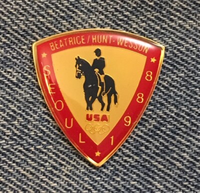 Equestrian Olympic Pin~Sponsor~Beatrice~Hunt~Wesson~1988 Seoul, Korea
