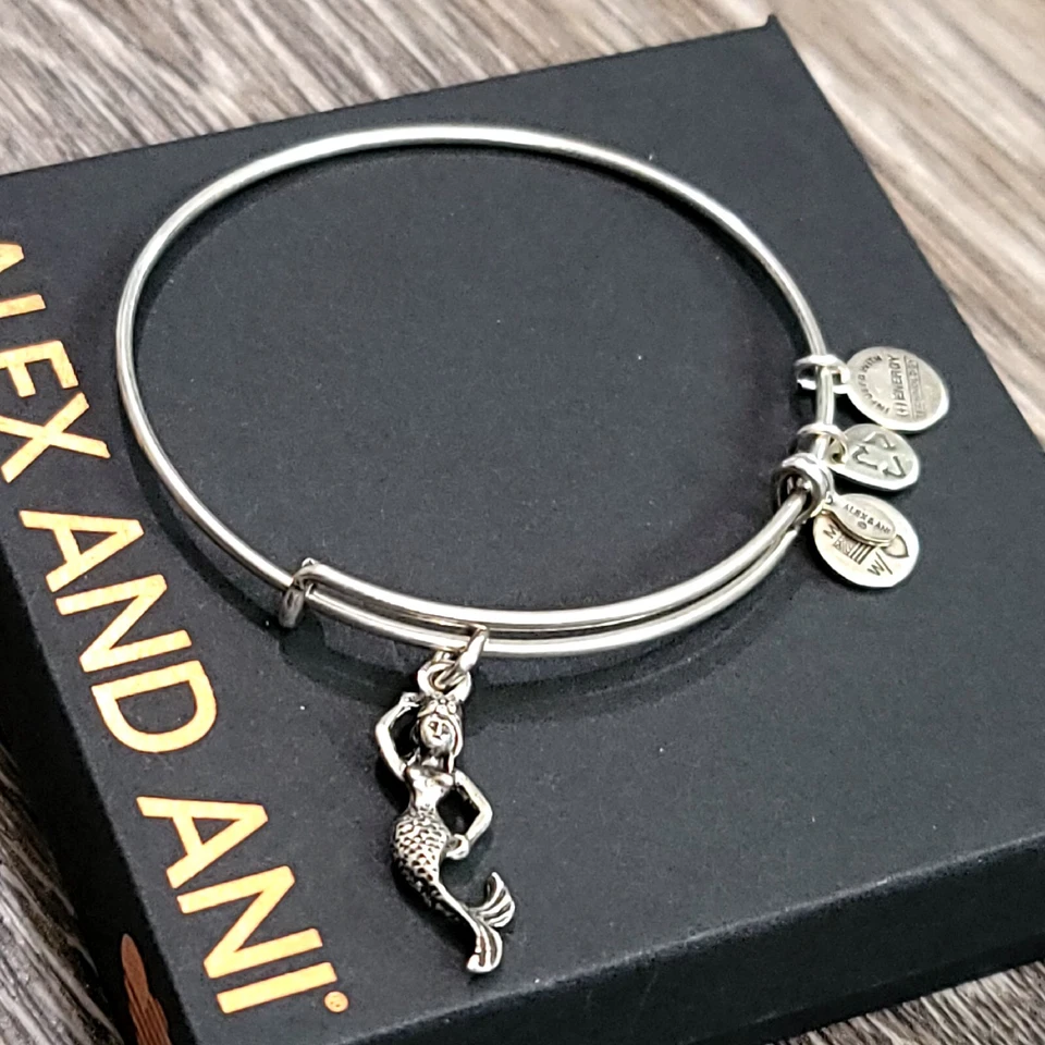 Brazalete brazalete Alex and Ani Mermaid Charm Foto 4 de 4