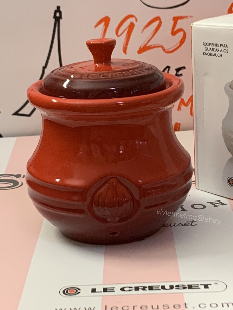 LE CREUSET 420ML/14OZ CERISE RED GARLIC KEEPER STONEWARE VERY RARE