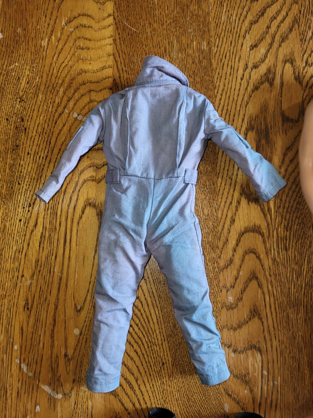 Picture 11 of 12