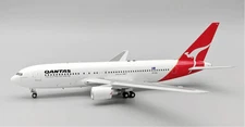 InFlight200 Qantas Boeing 767-238/ER VH-EAJ