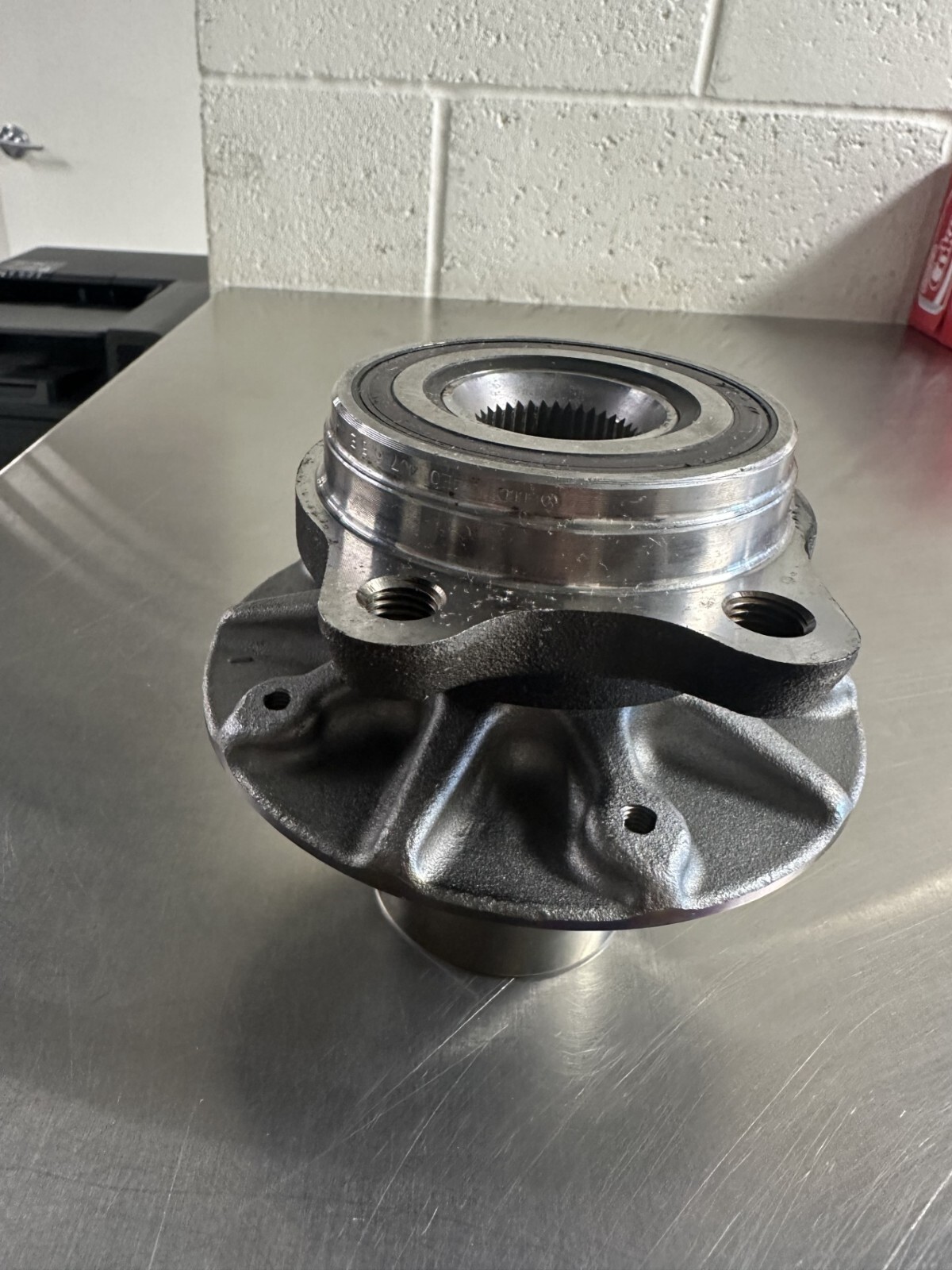 470407613A 4E0407625E LAMBORGHINI FRONT WHEEL HUB & BEARING NEW OEM