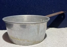 Vintage Enterprise 4 Cup 1 Quart 18 Gauge Aluminum Saucepan