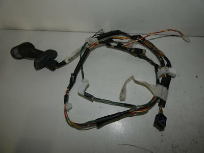Toyota Corolla Verso BJ 2006 Türkabelbaum hinten rechts 82153-0F020