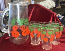 Vintage Anthropomorphic Tomato Pitcher And 6 Glasses, Very Nice Set