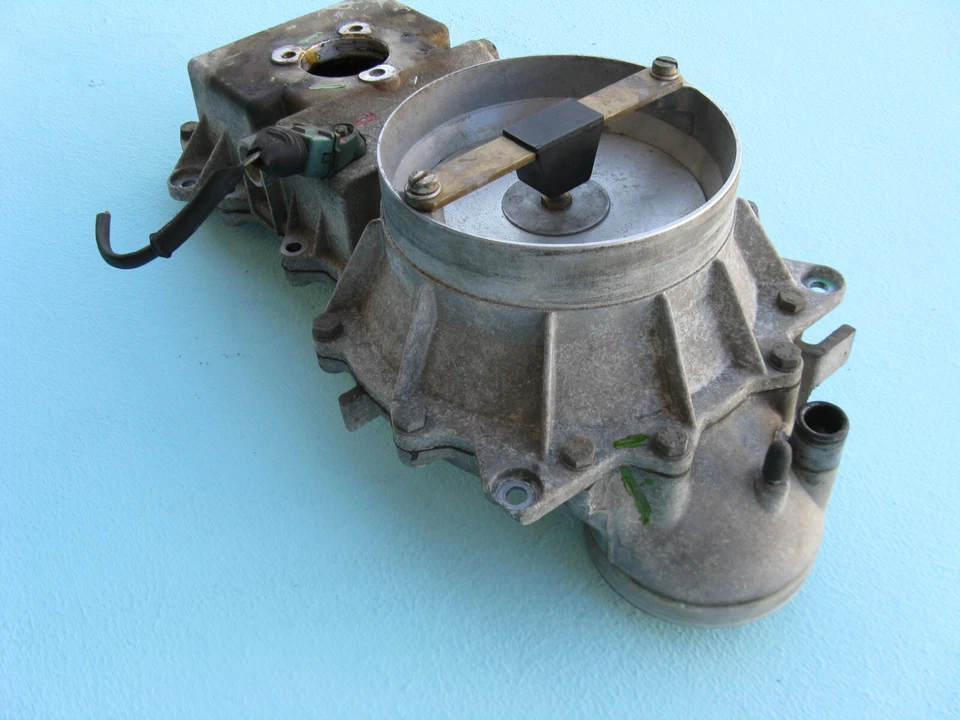 MERCEDES R107 C107 450SL 450SEL 450SE 450SLC UNIDAD MEDIDOR DE FLUJO DE COMBUSTIBLE AIRE 0438120062 Foto 3 de 4