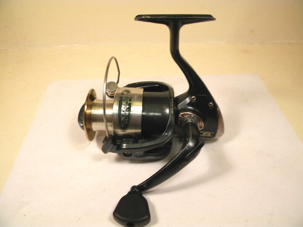 Bass Pro Shops Extreme Metal EXM40FB spinning reel