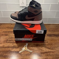 Nike Air Jordan 1 Retro High OG GS Black Metallic Gold 7Y NIB