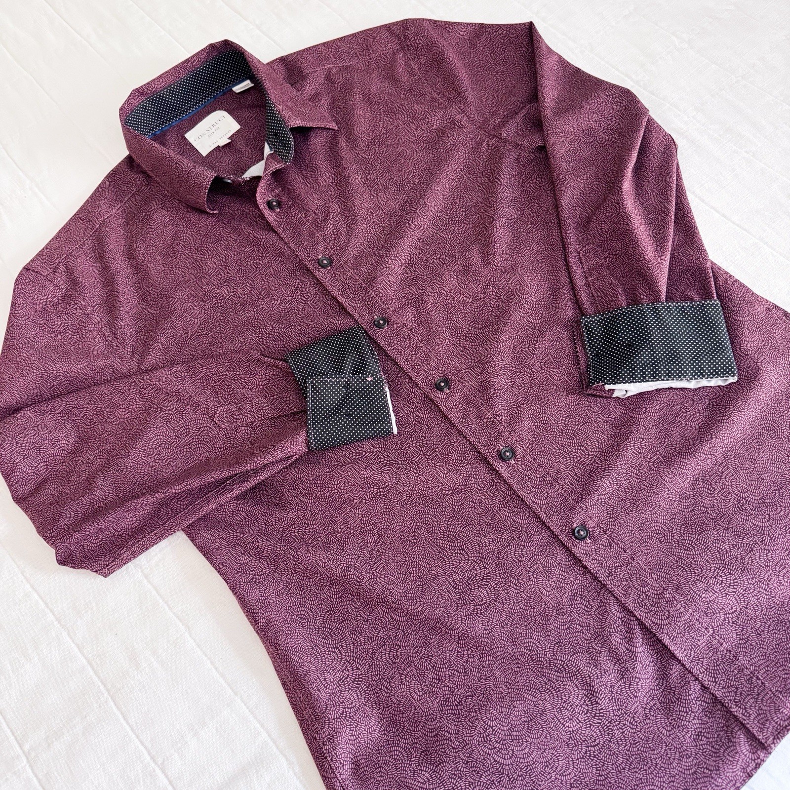 Construct Slim Fit Button Down Mens MEDIUM Long S… - image 4