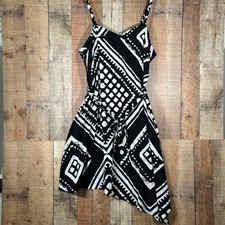Vestido Lane Bryant 18/20 Negro Blanco Geométrico Dobladillo Mordedura de Tiburón Midi Correa de Espagueti